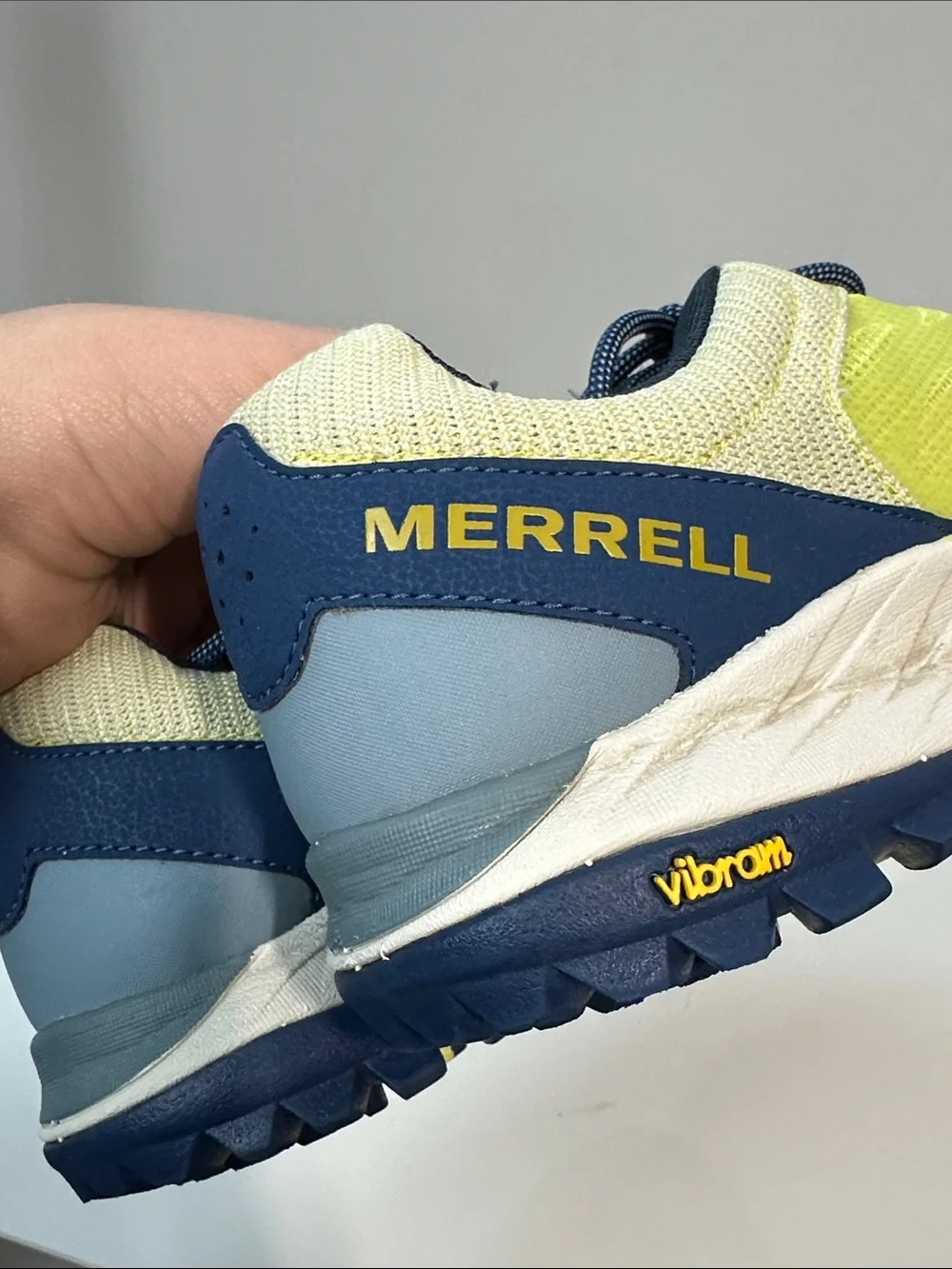 Merrell Antora 2 Yellow Running Shoes Size 10 J067196 Athletic Hiking